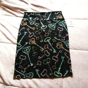 NWT LulaRoe Cassie Skirt Key Design